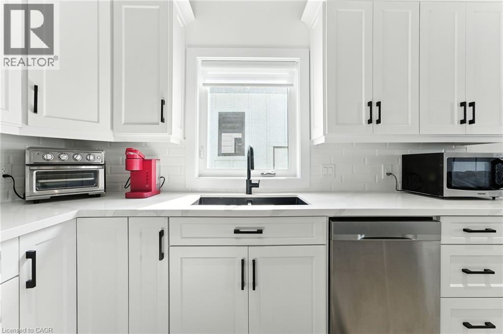 7 Macneil Court, Port Burwell, Ontario  N0J 1T0 - Photo 17 - 40796583