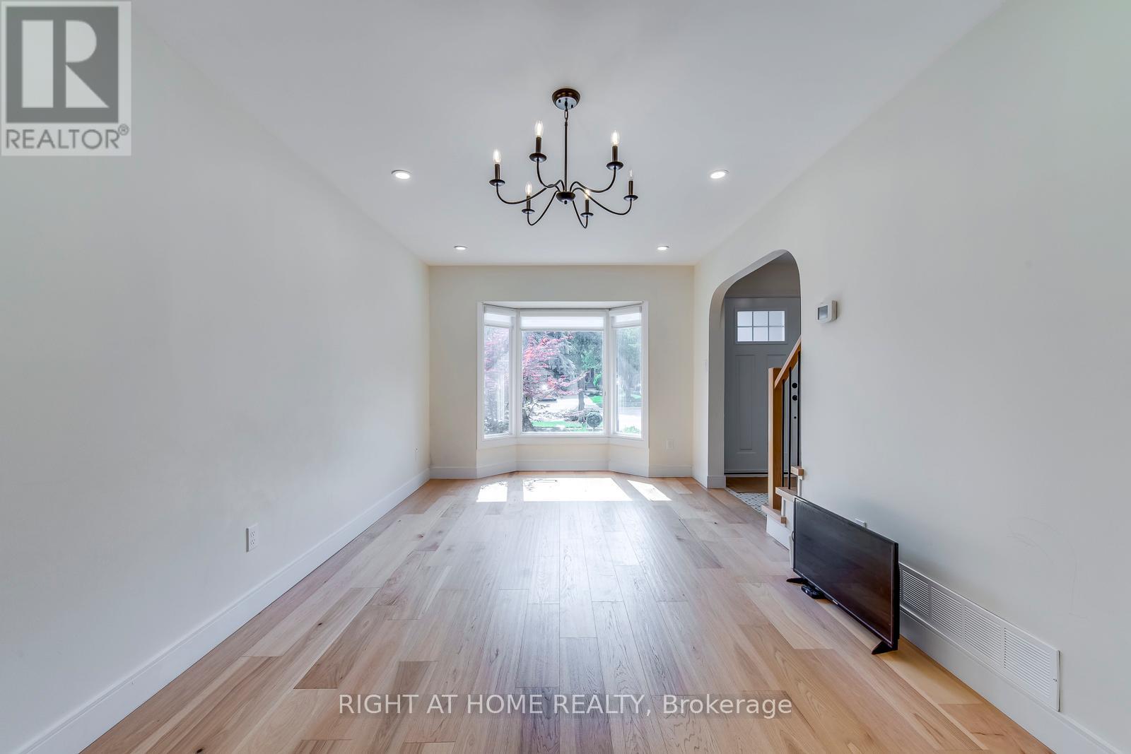 4230 Credit Pointe Drive, Mississauga, Ontario  L5M 3K2 - Photo 18 - W12674406