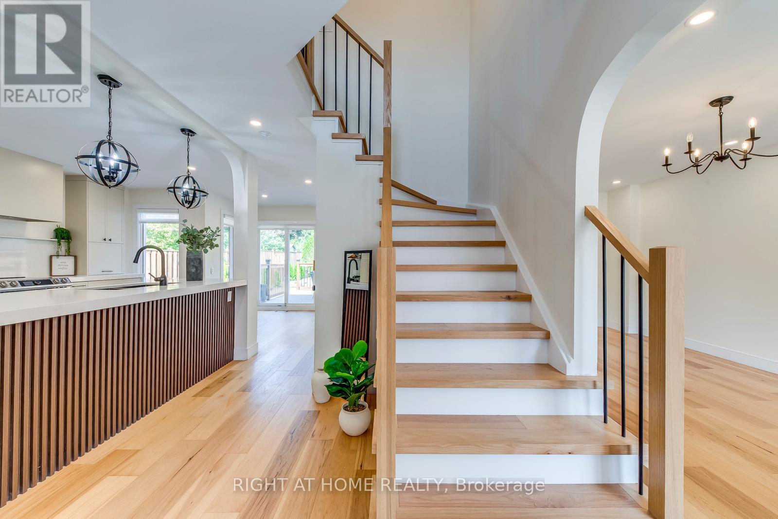 4230 Credit Pointe Drive, Mississauga, Ontario  L5M 3K2 - Photo 23 - W12674406