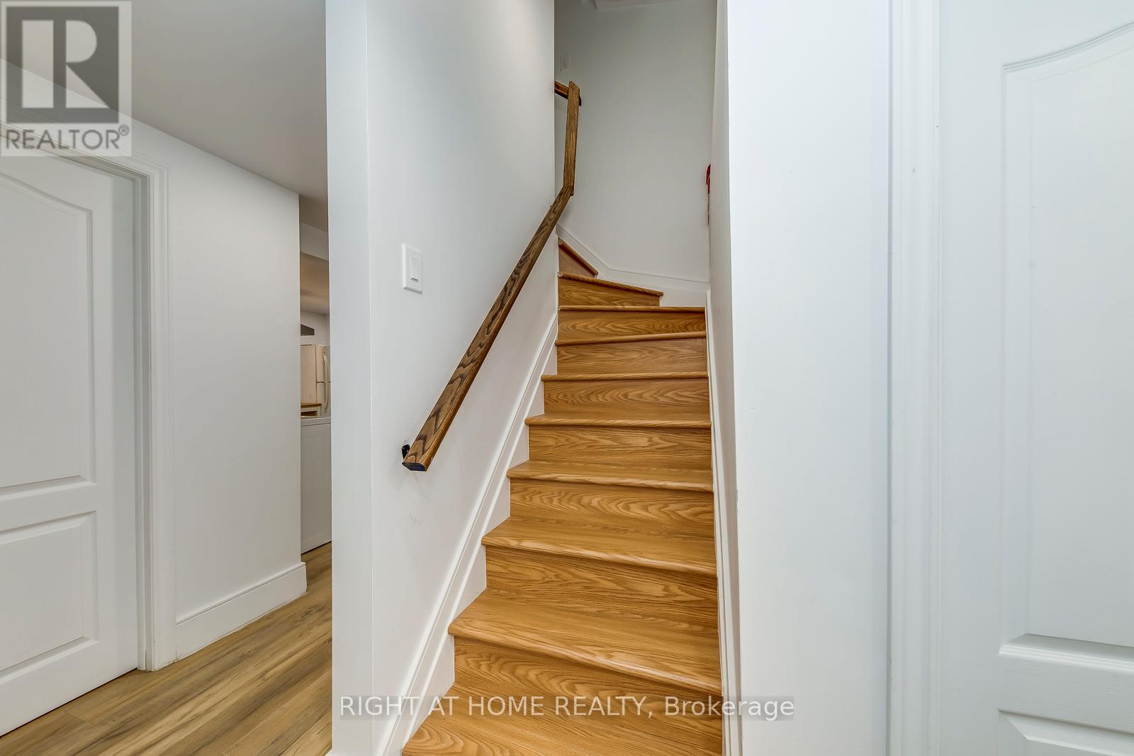 4230 Credit Pointe Drive, Mississauga, Ontario  L5M 3K2 - Photo 33 - W12674406