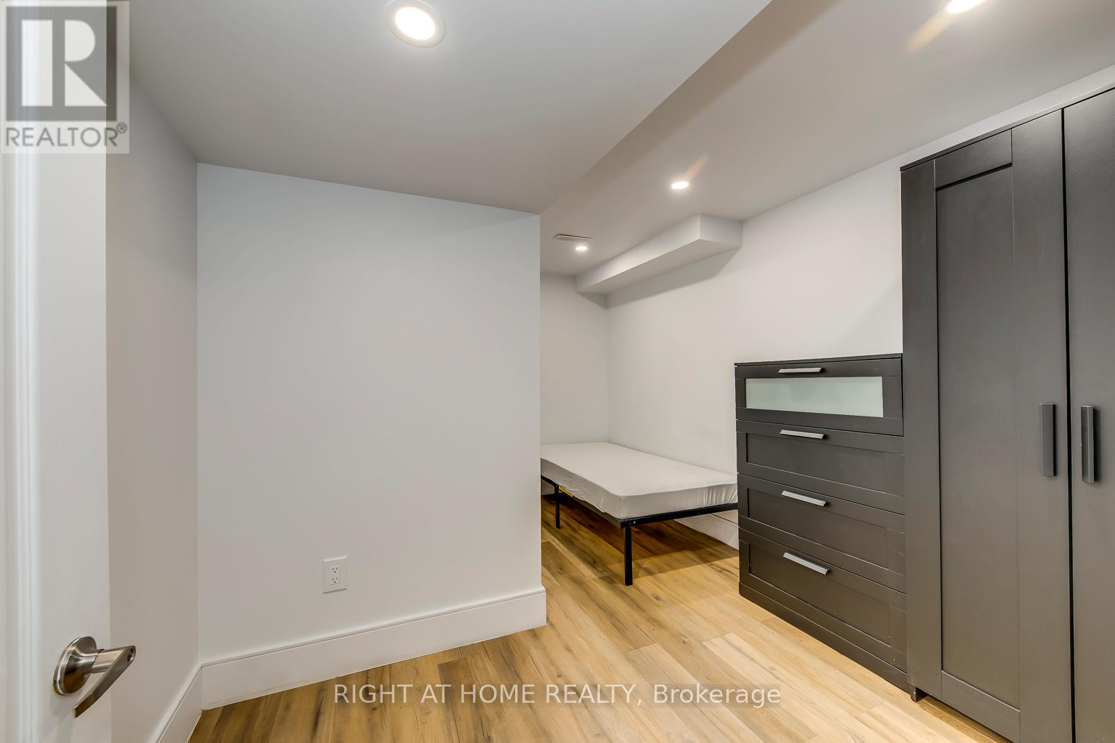 4230 Credit Pointe Drive, Mississauga, Ontario  L5M 3K2 - Photo 40 - W12674406