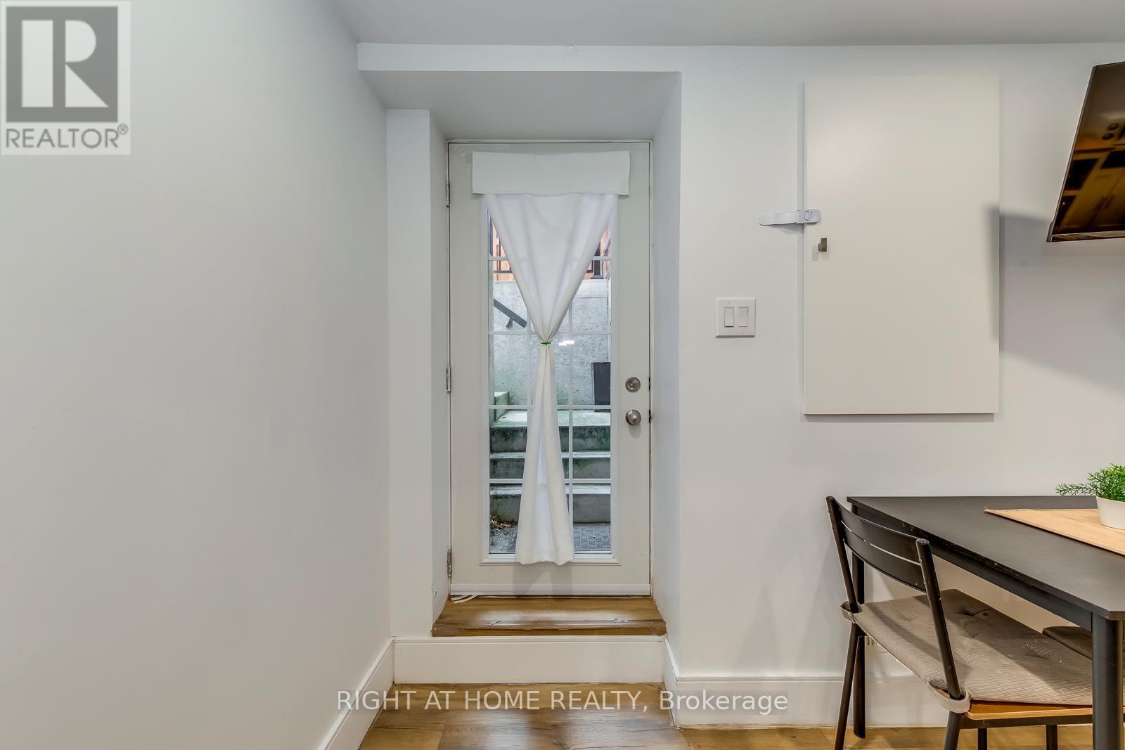 4230 Credit Pointe Drive, Mississauga, Ontario  L5M 3K2 - Photo 42 - W12674406