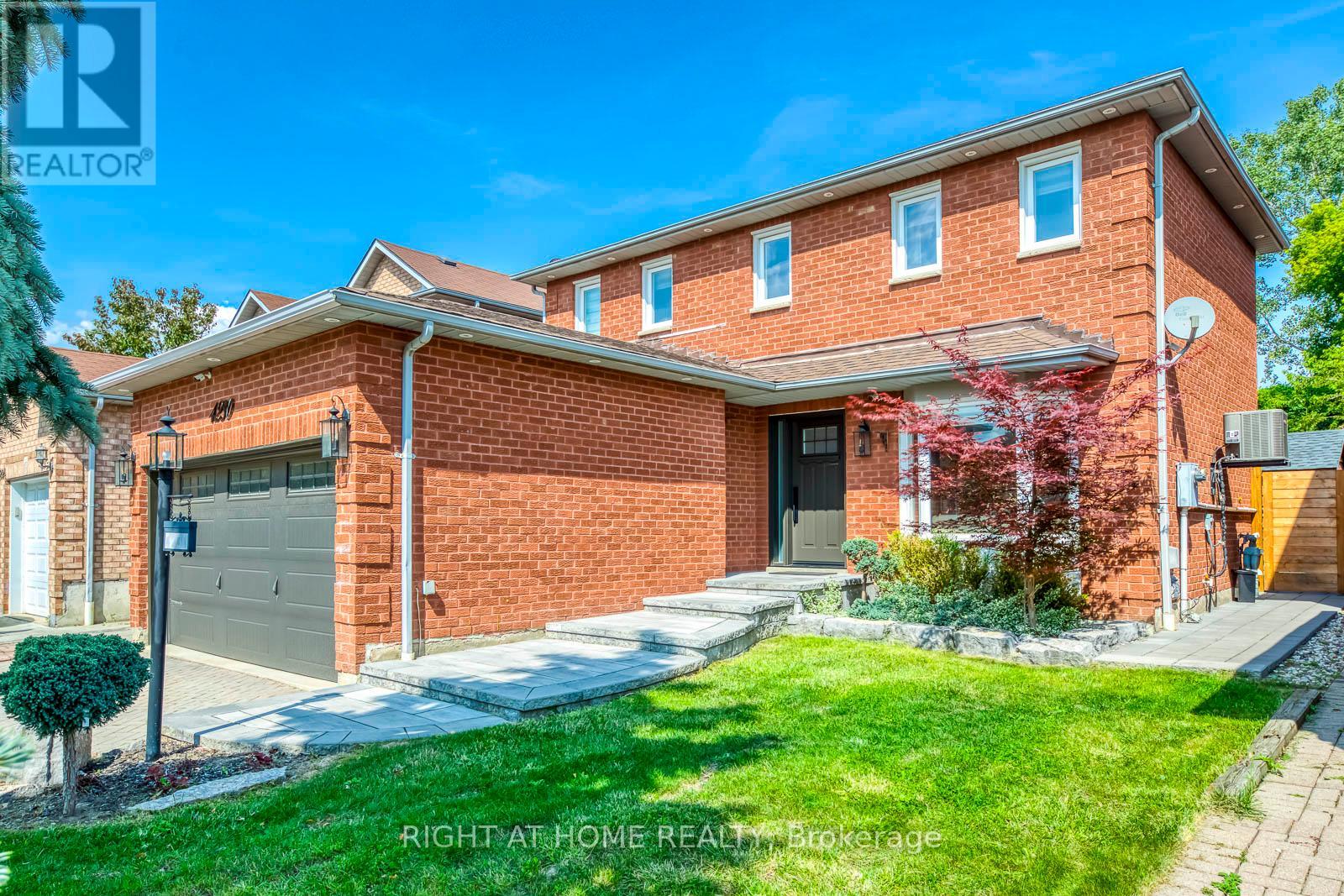 4230 Credit Pointe Drive, Mississauga, Ontario  L5M 3K2 - Photo 6 - W12674406