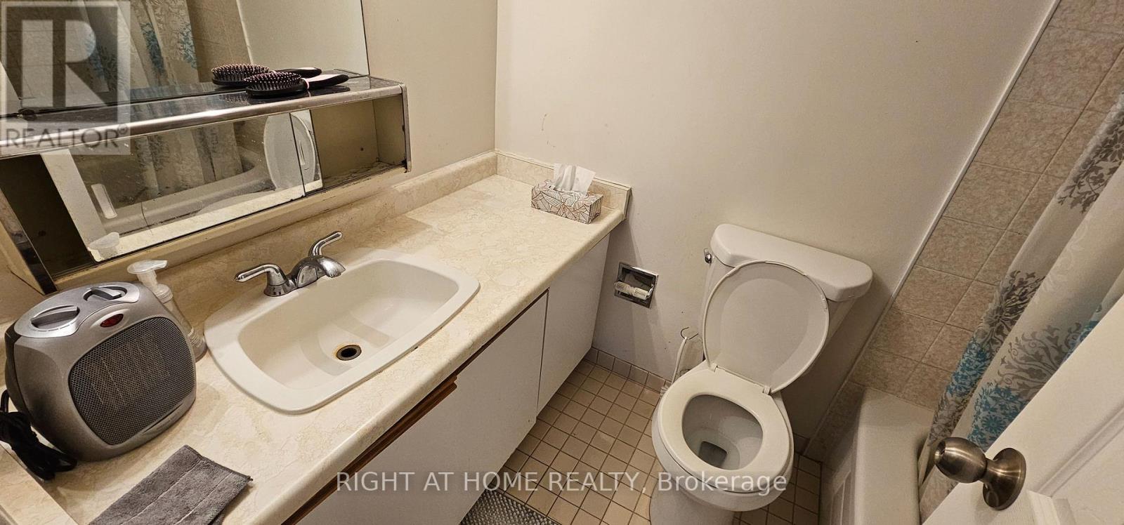 206 - 200 Robert Speck Parkway, Mississauga, Ontario  L4Z 1S3 - Photo 16 - W12674430