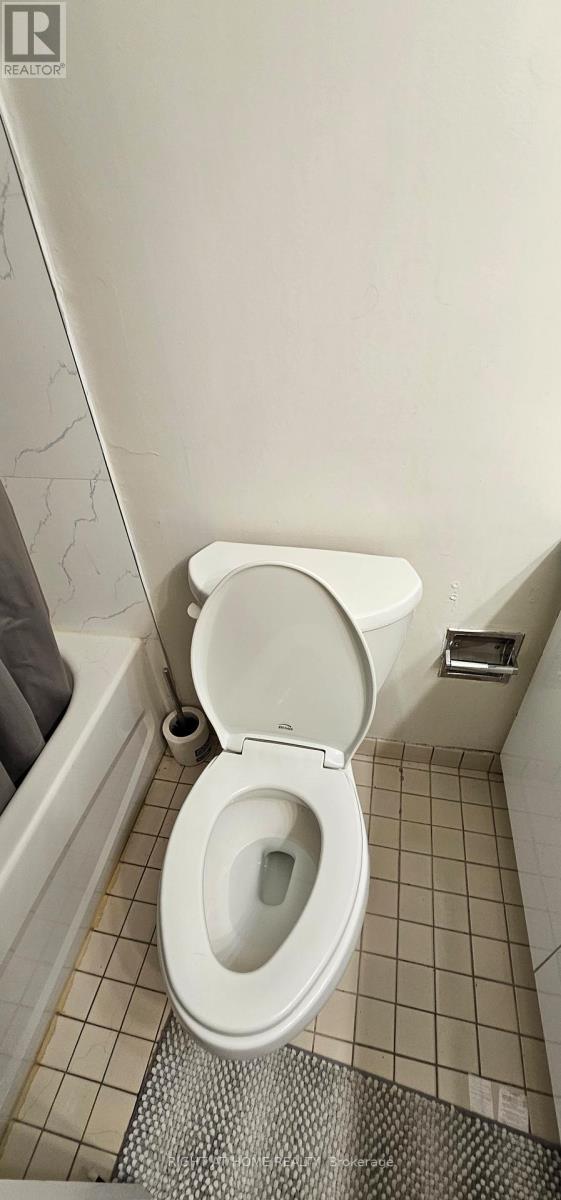 206 - 200 Robert Speck Parkway, Mississauga, Ontario  L4Z 1S3 - Photo 9 - W12674430