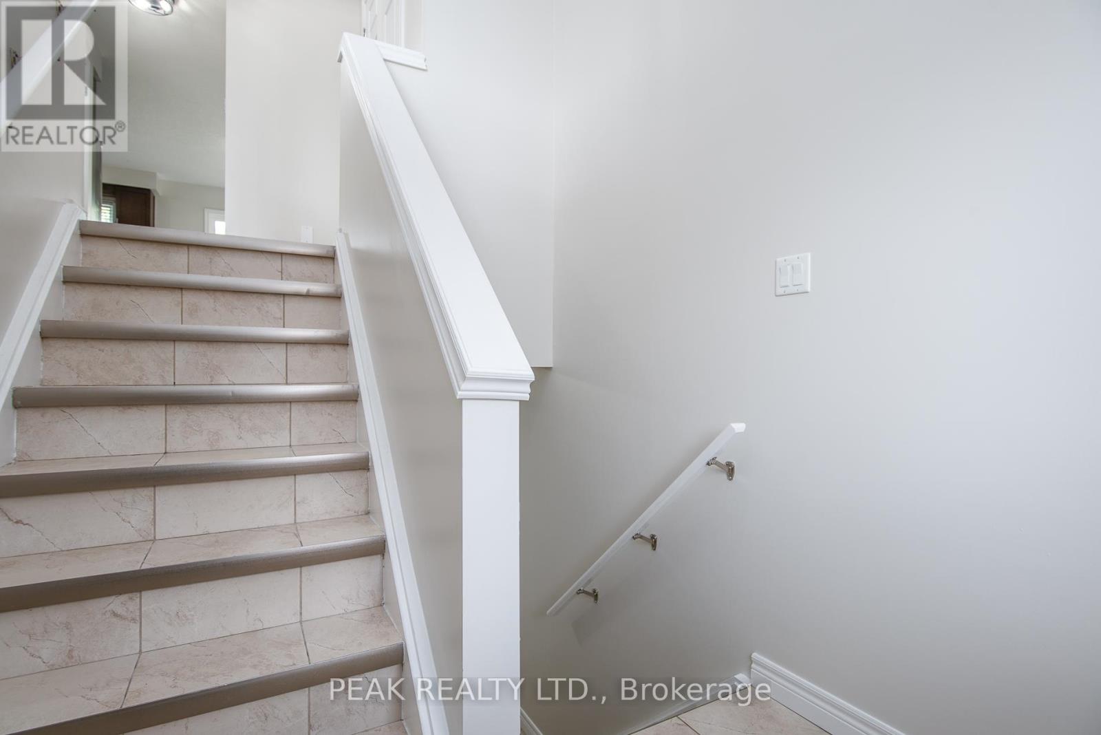 J-3 - 70 Willowrun Drive, Kitchener, Ontario  N2A 0J3 - Photo 4 - X12674404