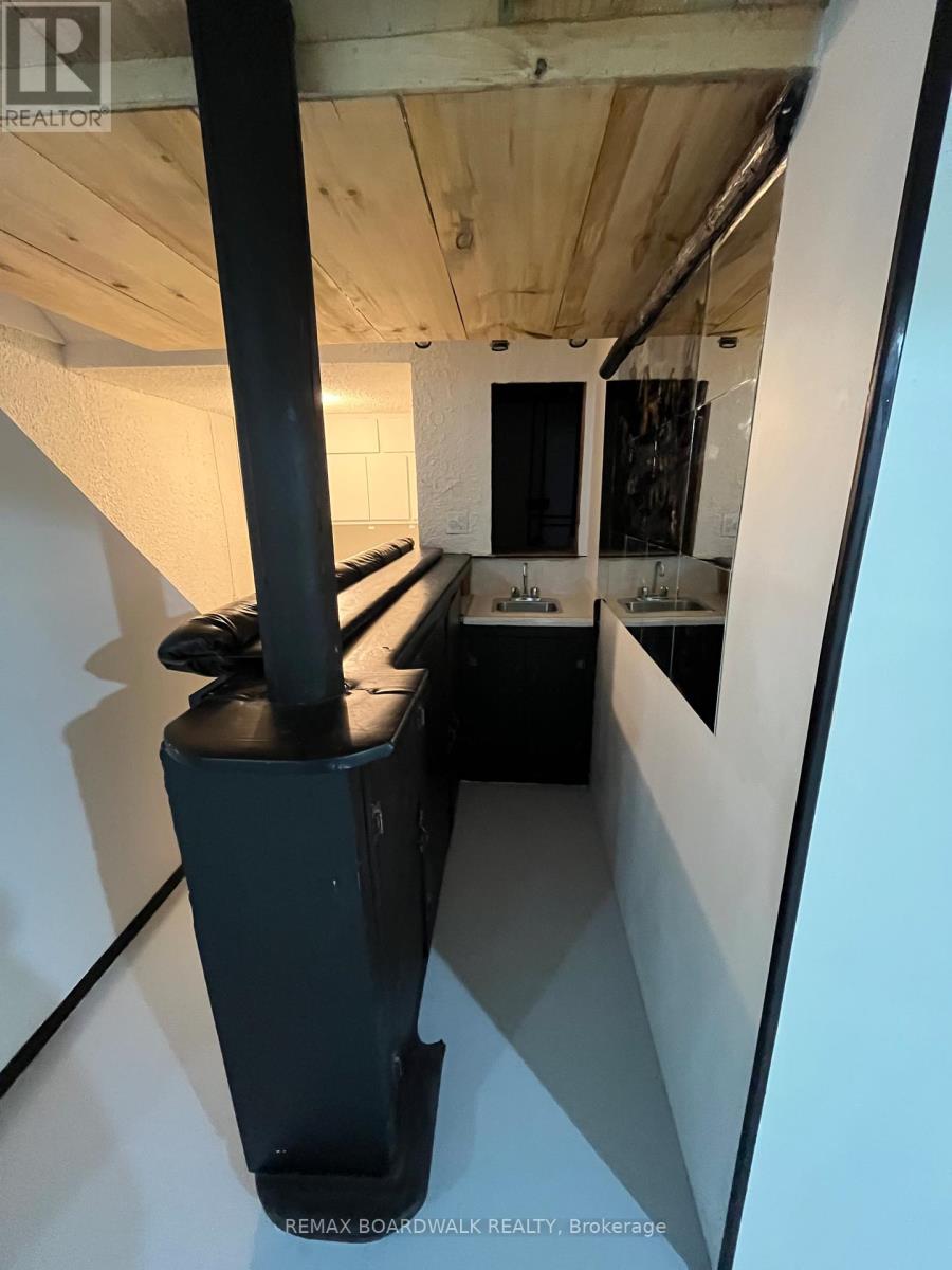 53j Sumac Street, Ottawa, Ontario K1J 7T7 - Photo 14 - X12674120