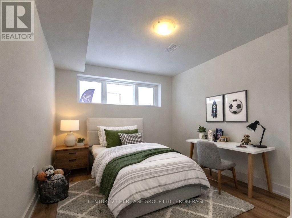 60 Dusenbury Drive, Loyalist, Ontario K0K 2S0 - Photo 11 - X12674450