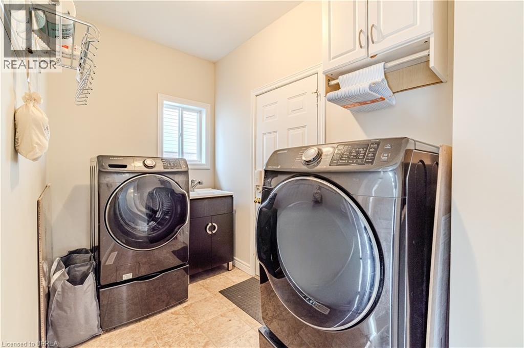 11 Irongate Drive, Paris, Ontario  N3L 4G4 - Photo 19 - 40786013