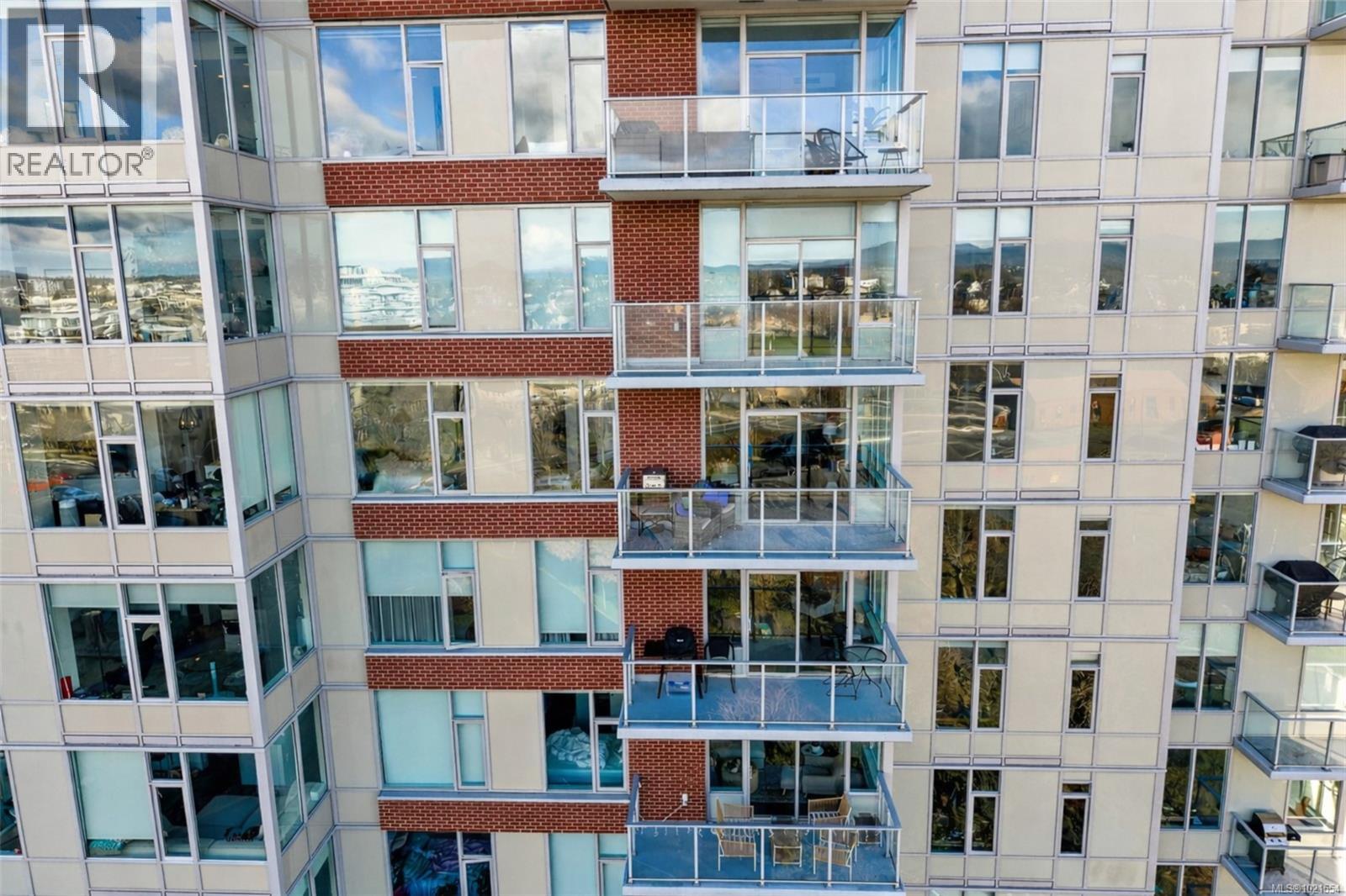 804 60 Saghalie Rd, Victoria, British Columbia  V9A 0H1 - Photo 37 - 1021554