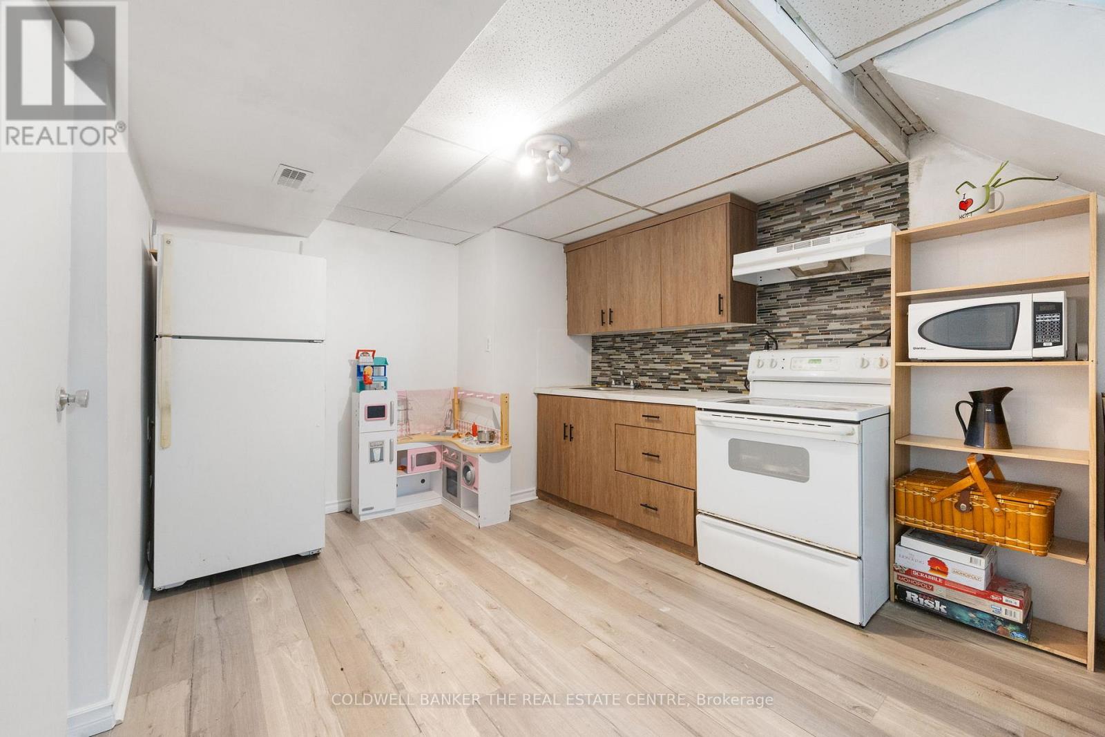 23 Riviera Drive W, Vaughan, Ontario  L4K 2H9 - Photo 26 - N12672422