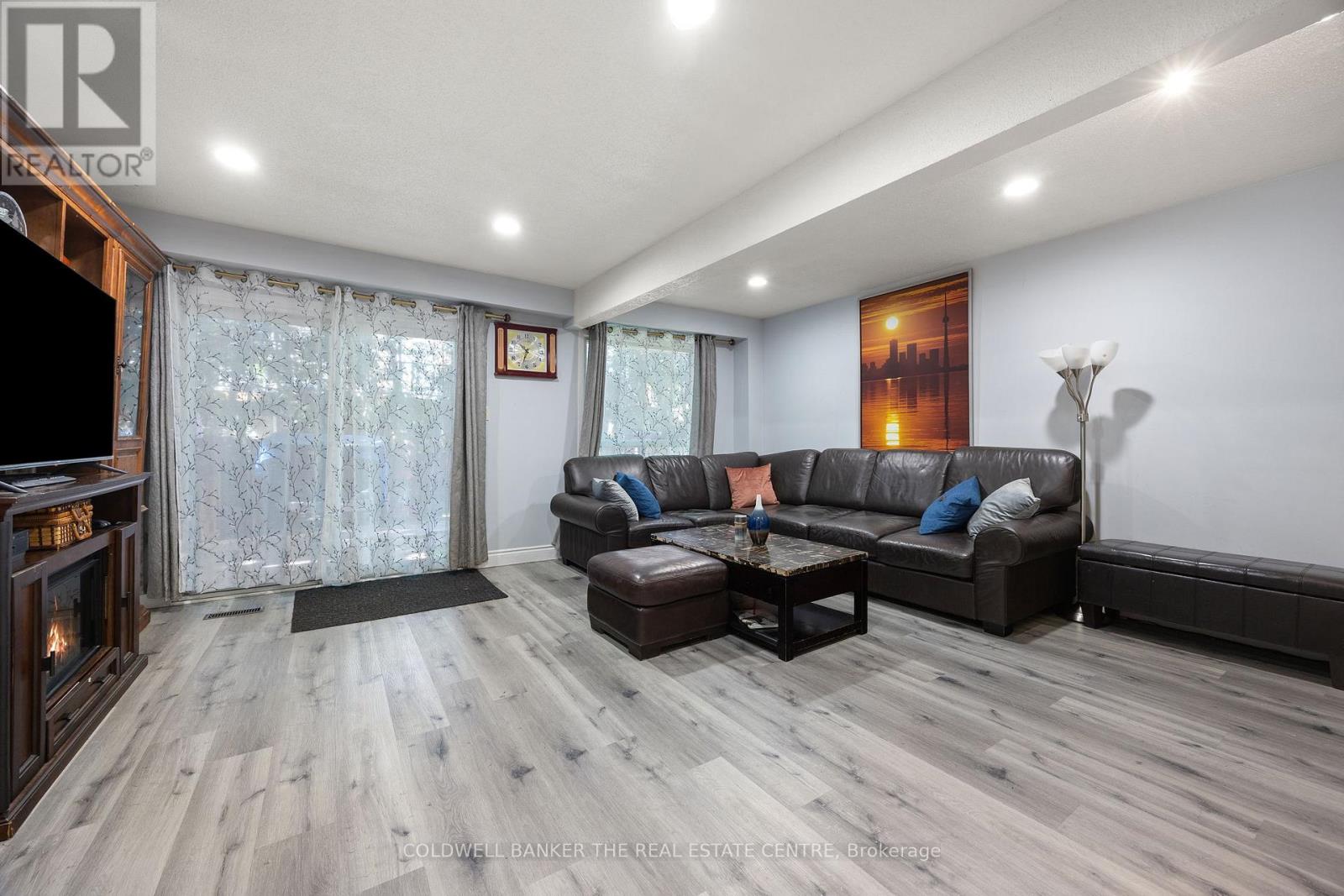 23 Riviera Drive W, Vaughan, Ontario  L4K 2H9 - Photo 29 - N12672422