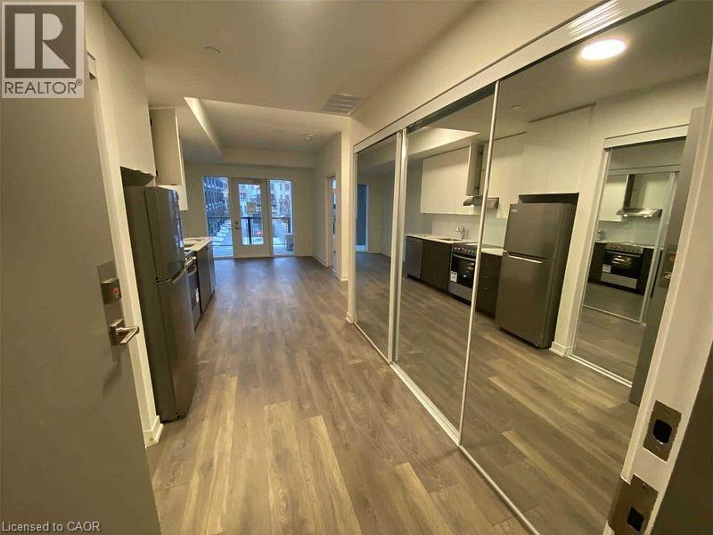 120 Canon Jackson Drive E Unit# 211, Toronto, Ontario  M6M 0B8 - Photo 3 - 40796687