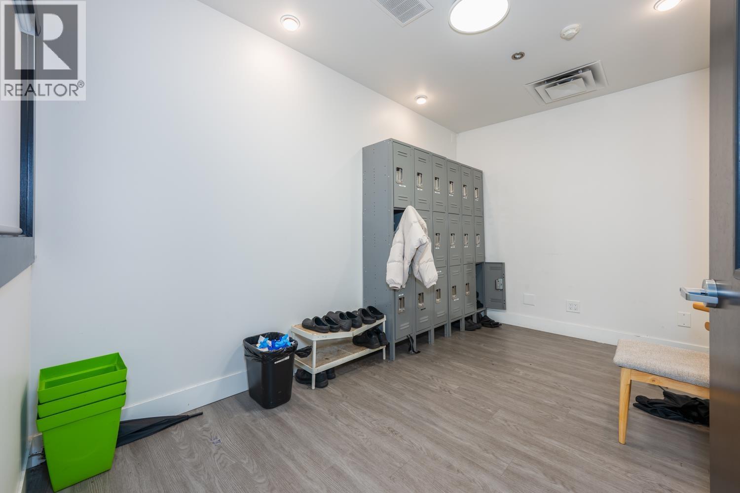 Unknown Address, ,    - Photo 15 - C8074785