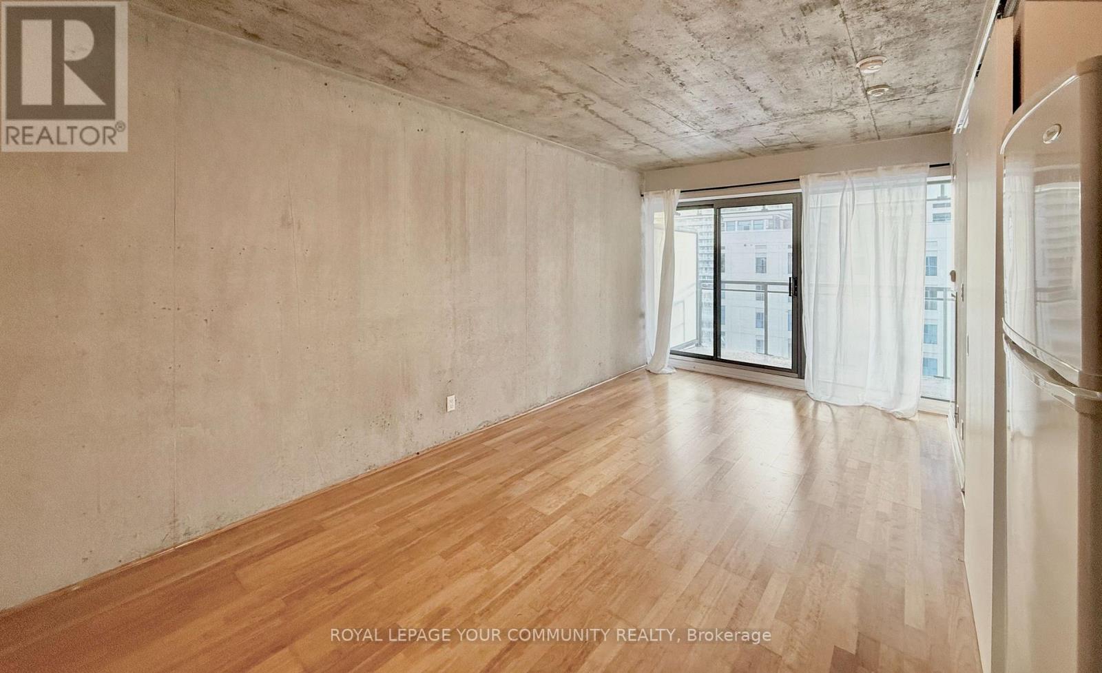 1305 - 22 Wellesley Street, Toronto (Church-Yonge Corridor), Ontario  M4Y 1G3 - Photo 8 - C12674444