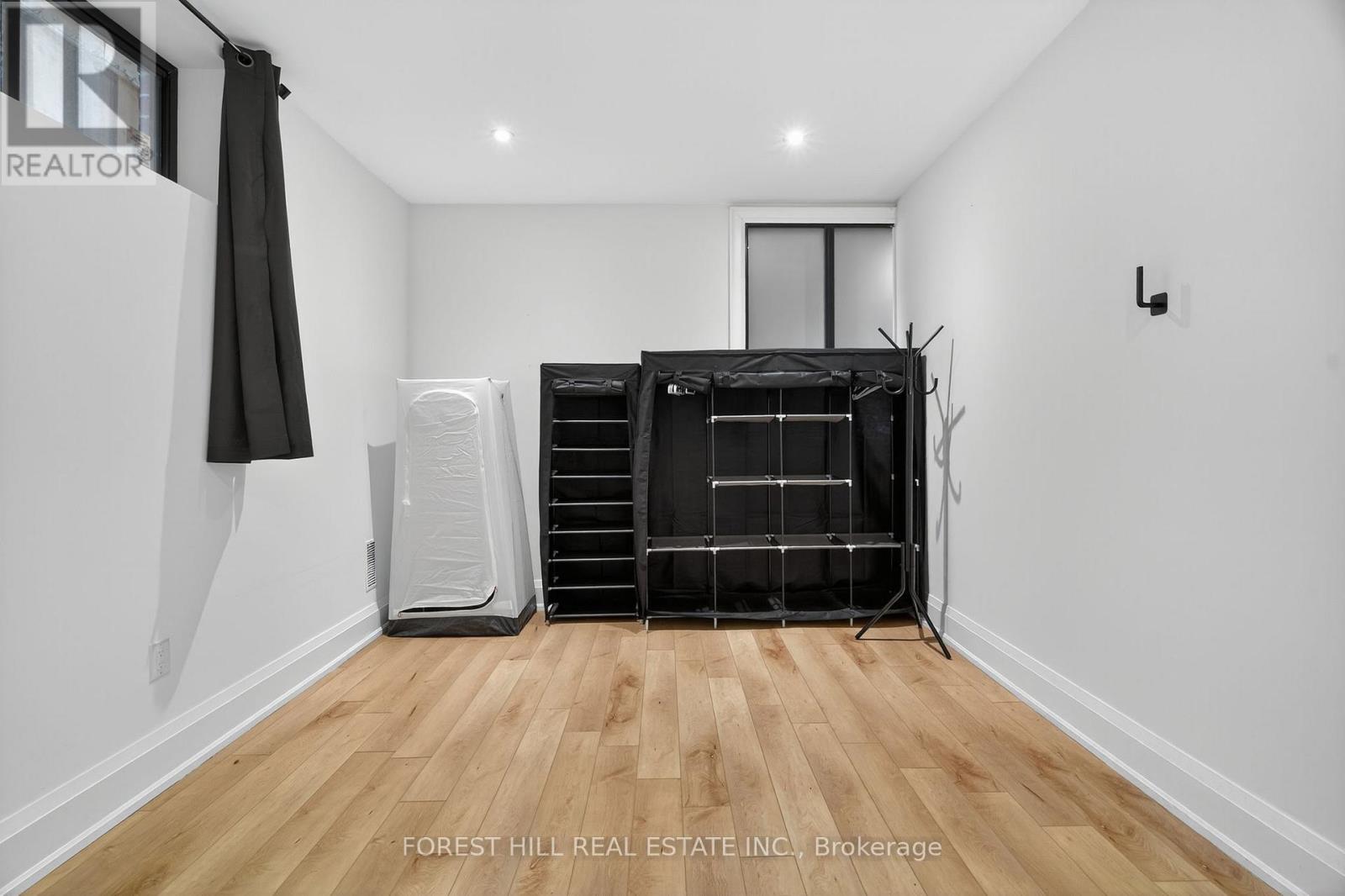 Bsmt - 645 Coldstream Avenue, Toronto, Ontario  M6B 2L3 - Photo 13 - C12674446