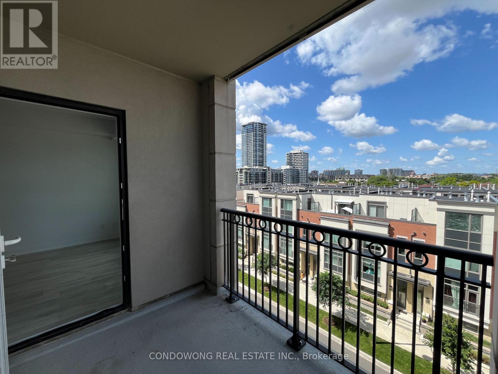 627w - 268 Buchanan Drive, Markham, Ontario  L3R 8G9 - Photo 15 - N12674462