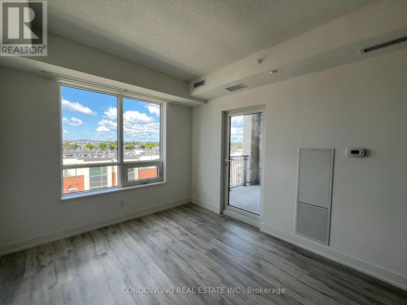 627w - 268 Buchanan Drive, Markham, Ontario  L3R 8G9 - Photo 9 - N12674462