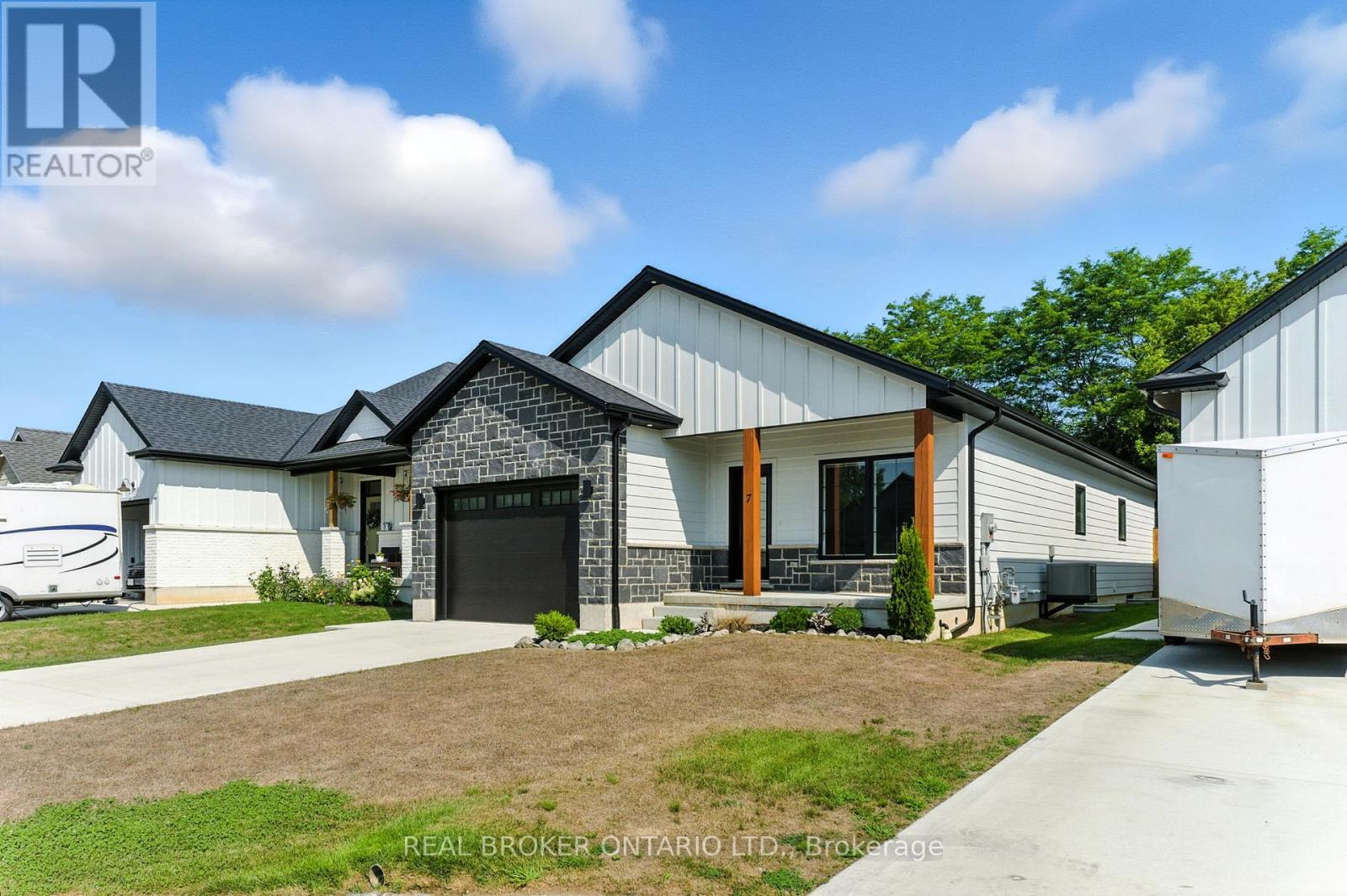 7 Macneil Court E, Bayham, Ontario  N0J 1T0 - Photo 10 - X12674448