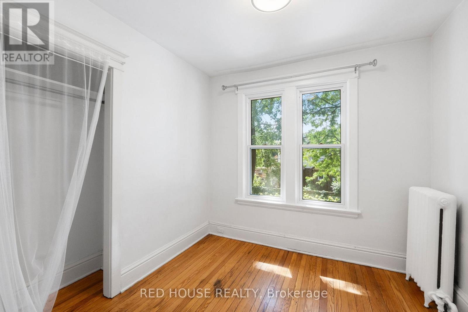 Unit 6 - 55 Balsam Avenue S, Hamilton, Ontario  L8M 3A9 - Photo 10 - X12674466