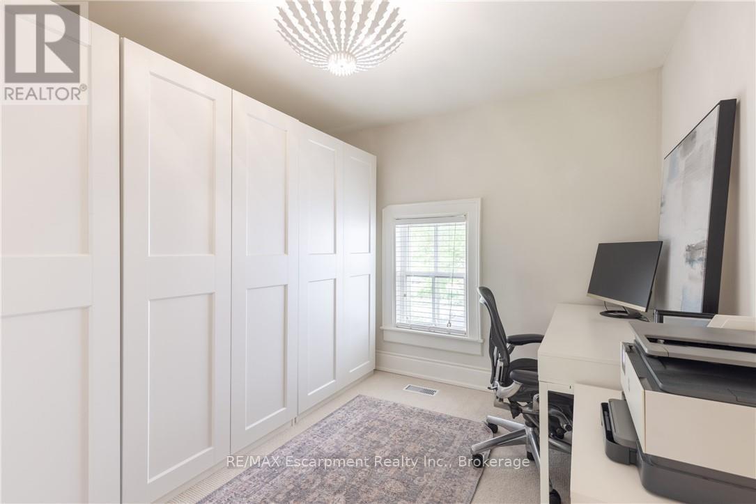 212 King Street, Oakville, Ontario  L6J 1B5 - Photo 24 - W12674496