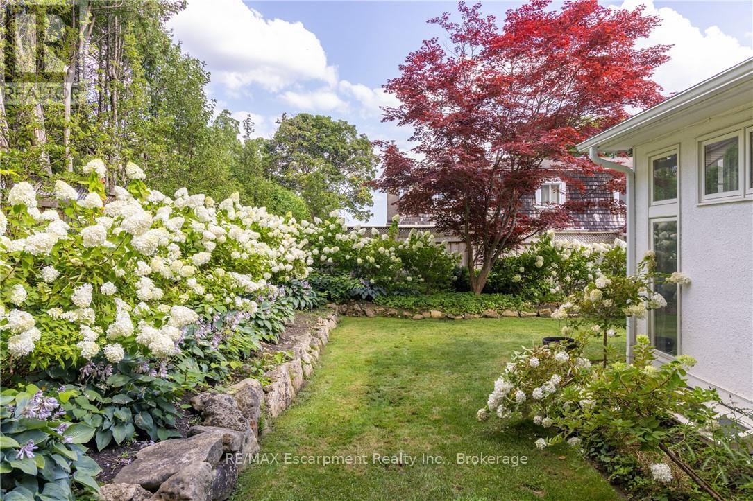 212 King Street, Oakville, Ontario  L6J 1B5 - Photo 34 - W12674496