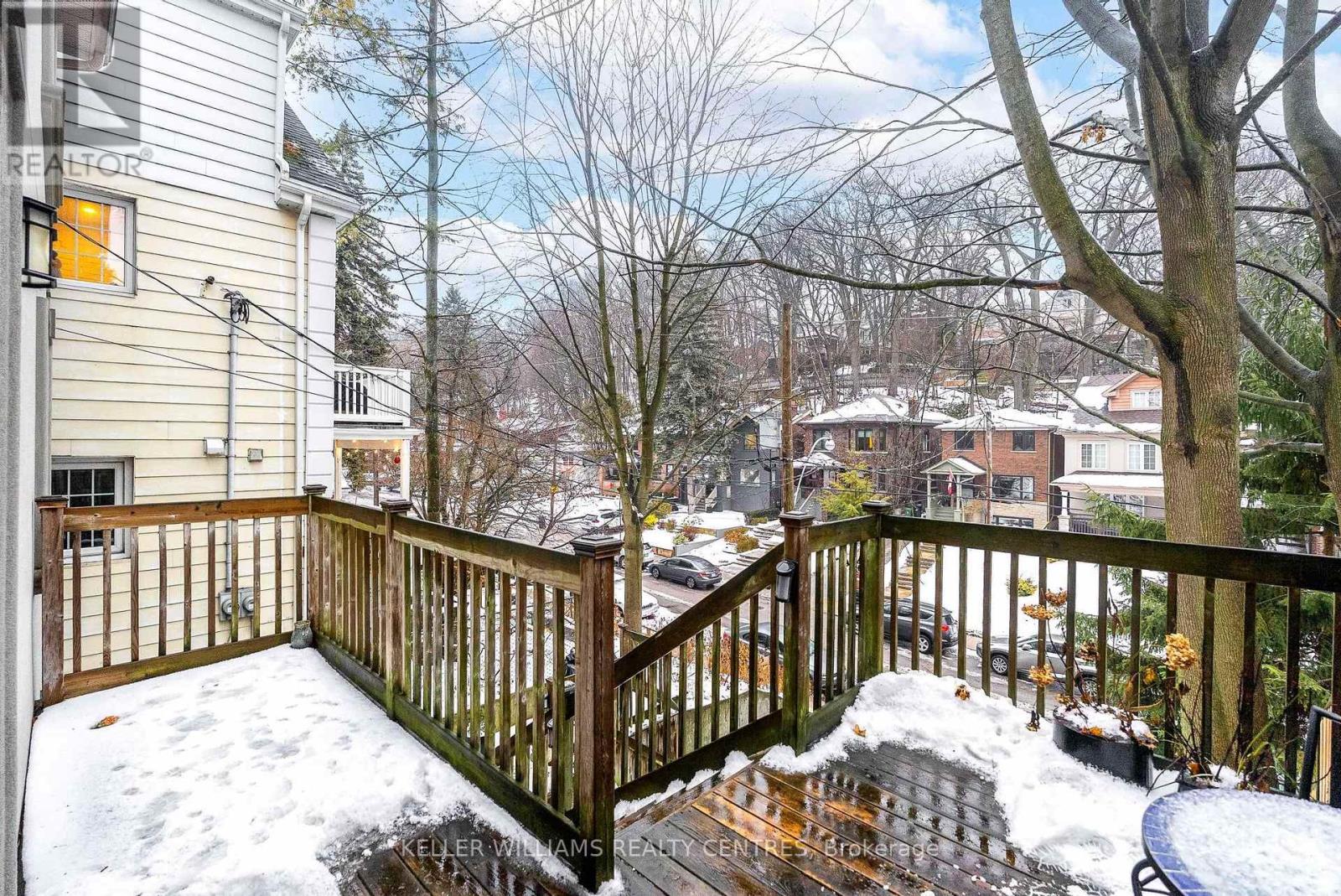 122a Neville Park Boulevard, Toronto, Ontario  M4E 3P8 - Photo 6 - E12674206