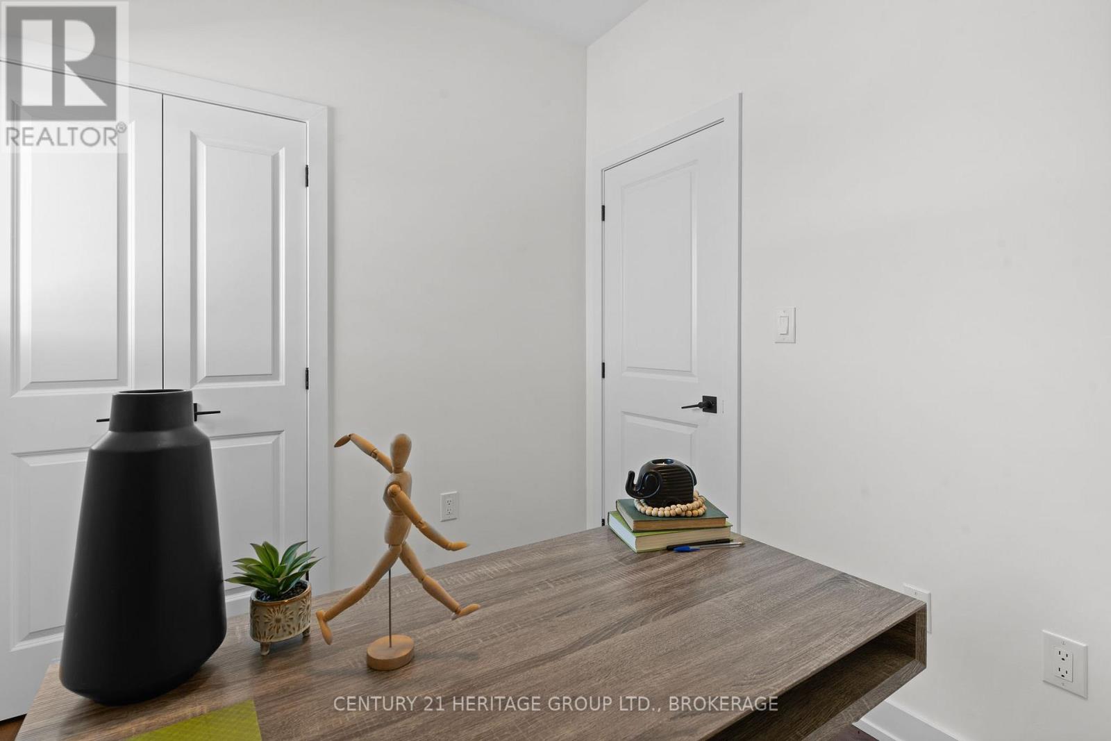 55 Creighton Drive, Loyalist, Ontario  K0H 2H0 - Photo 16 - X12674542