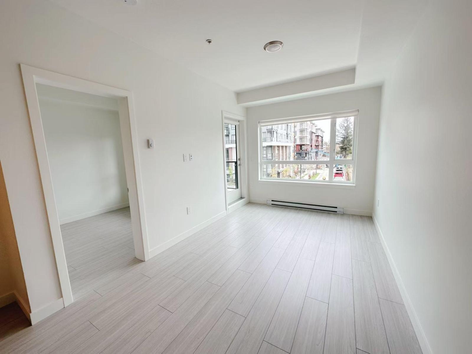 302 10777 138 STREET, Surrey, British Columbia