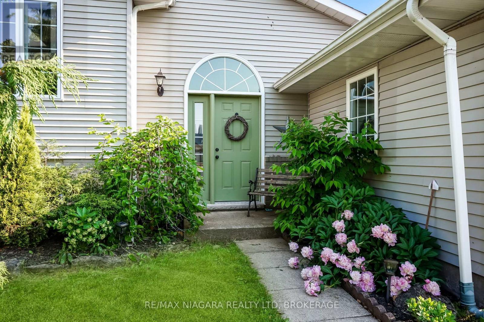 3595 Hill Street, Fort Erie, Ontario  L0S 1S0 - Photo 25 - X12646520