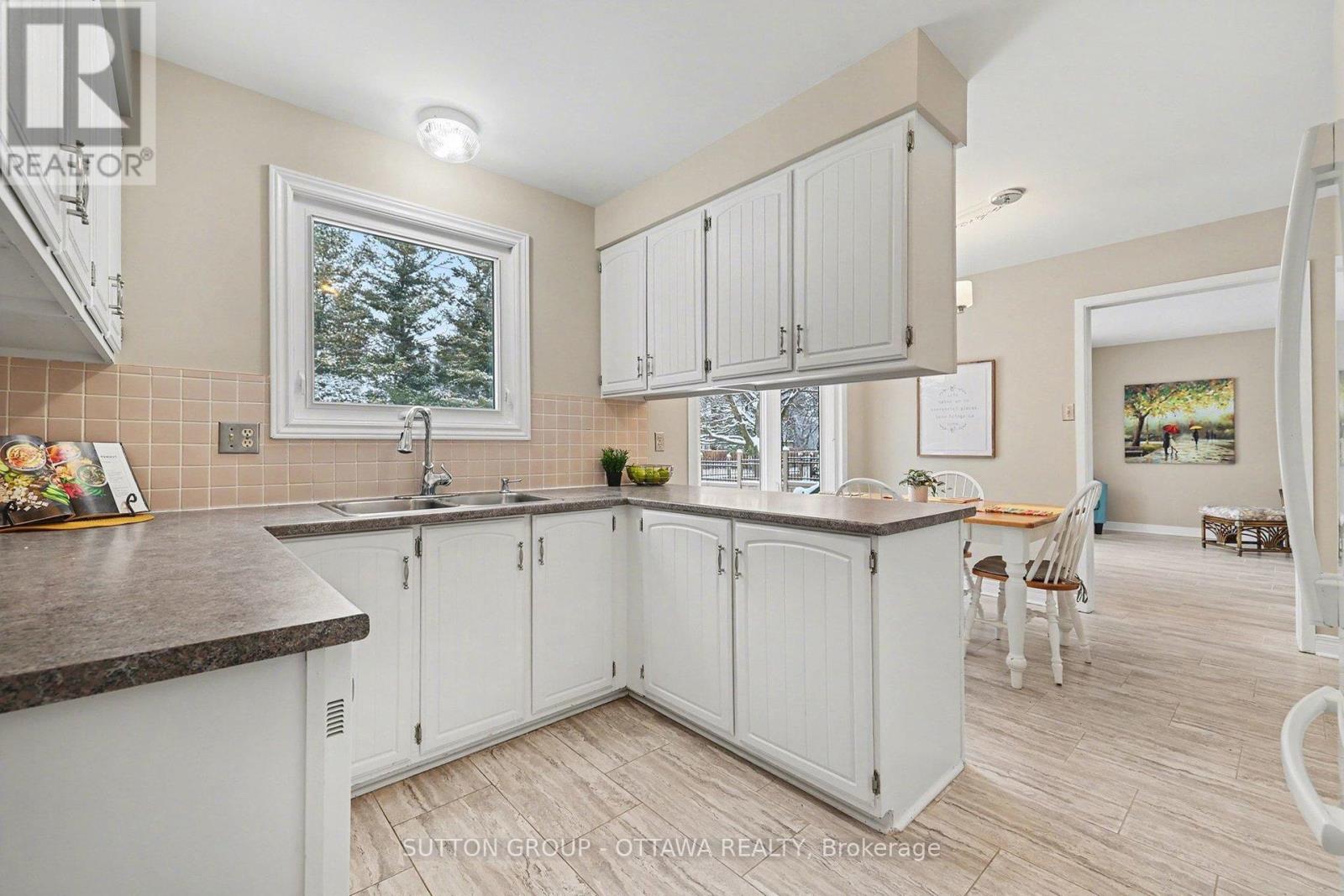 265 Mcclellan Road, Ottawa, Ontario  K2H 8N7 - Photo 15 - X12674514