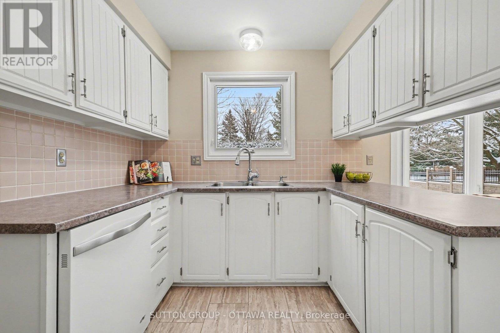 265 Mcclellan Road, Ottawa, Ontario  K2H 8N7 - Photo 16 - X12674514