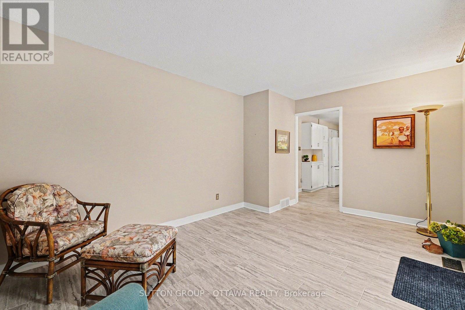 265 Mcclellan Road, Ottawa, Ontario  K2H 8N7 - Photo 21 - X12674514