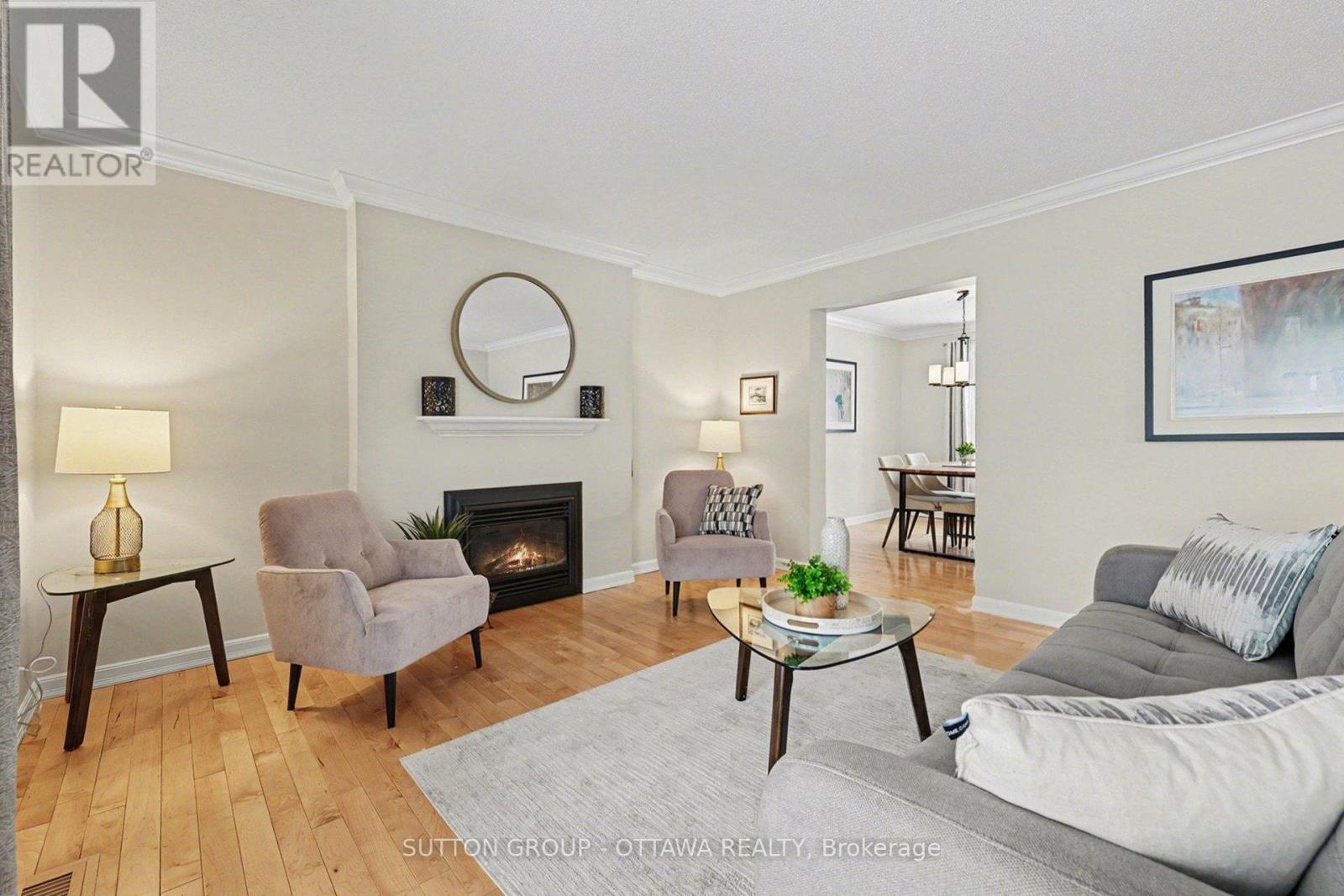 265 Mcclellan Road, Ottawa, Ontario  K2H 8N7 - Photo 8 - X12674514