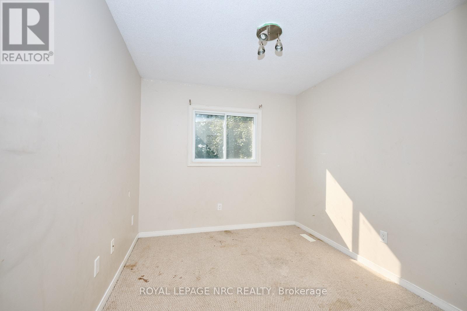 14 Buss Court, Thorold, Ontario  L2V 5B1 - Photo 17 - X12674492