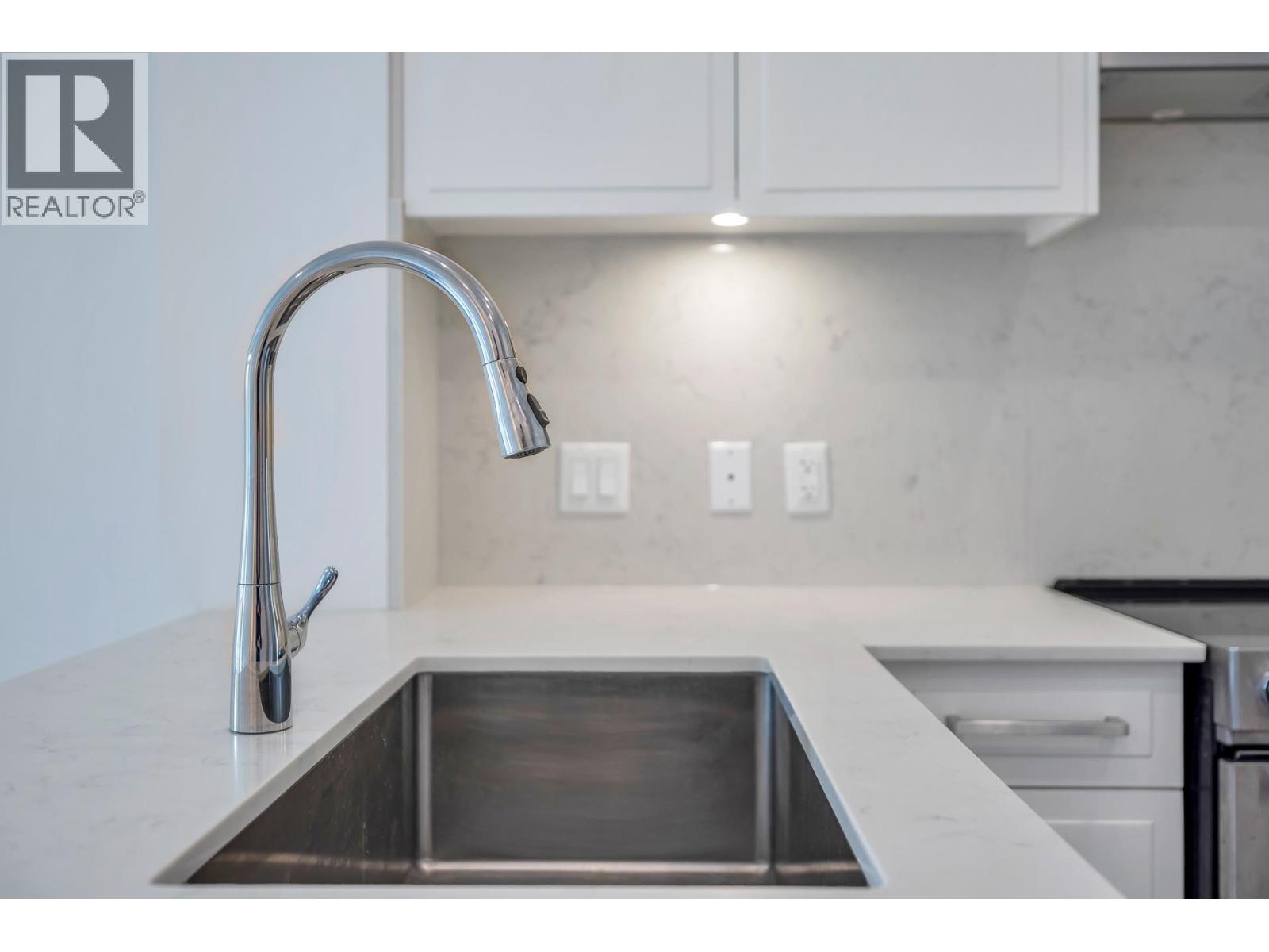 503 700 Clarke Road, Coquitlam, British Columbia  V3J 0K5 - Photo 6 - R3077234