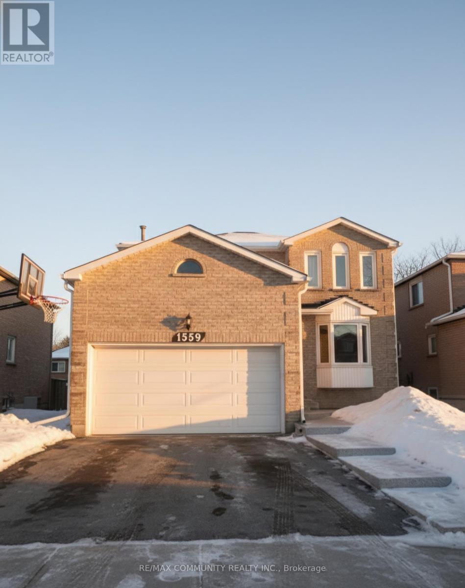 1559 DELLBROOK AVENUE, Pickering, Ontario