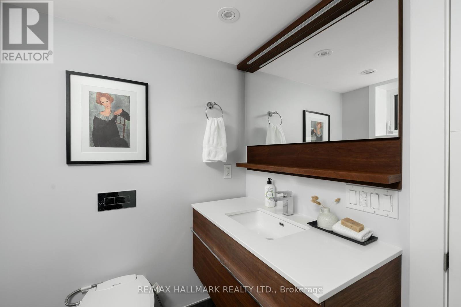 26 Hutton Avenue, Toronto (East York), Ontario  M4C 3L3 - Photo 32 - E12674548