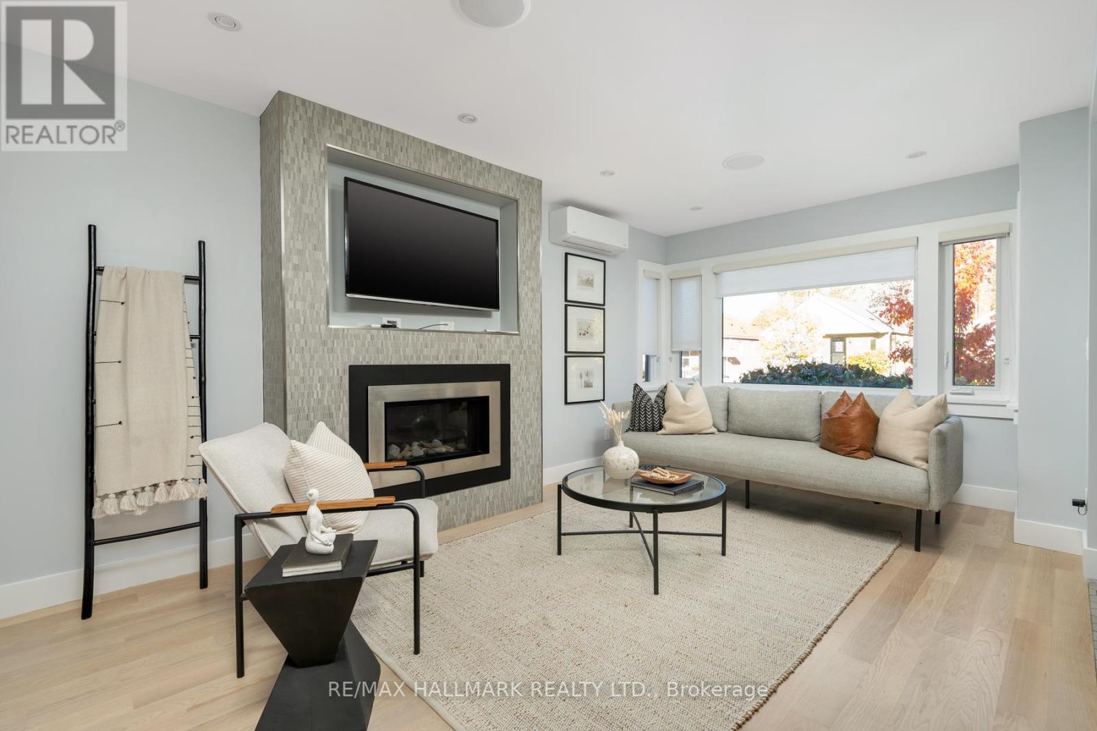 26 Hutton Avenue, Toronto (East York), Ontario  M4C 3L3 - Photo 9 - E12674548