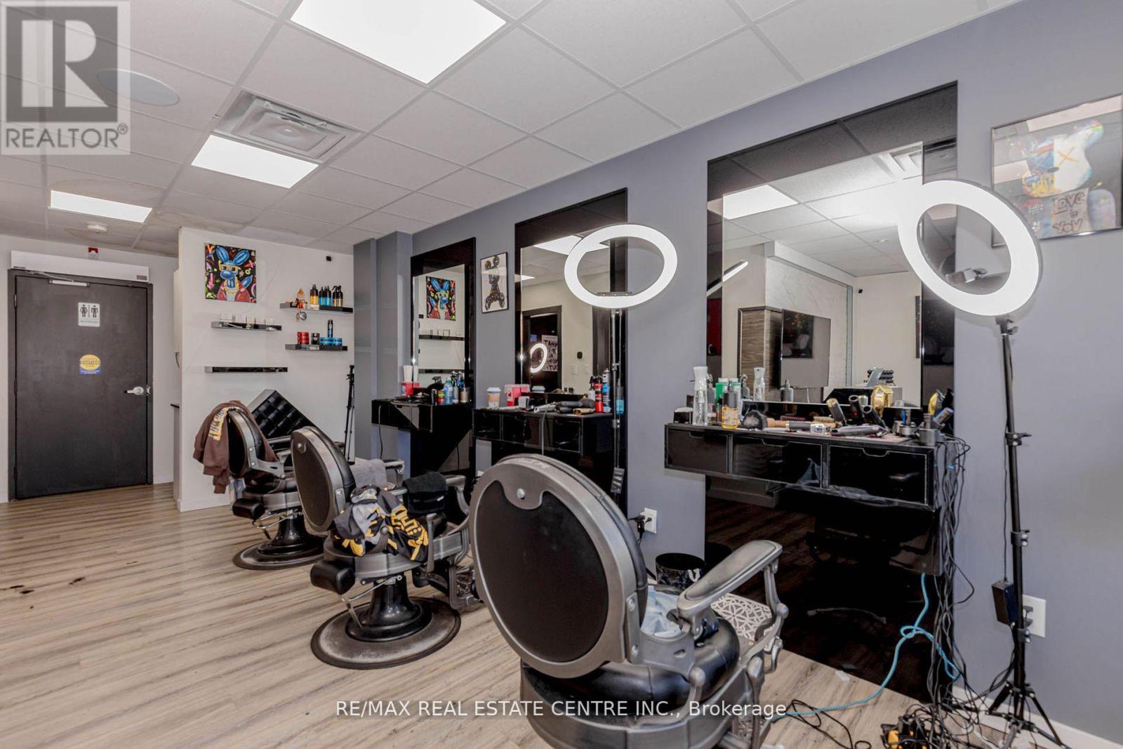 112 Burnhamthorpe Road E, Oakville, Ontario  L6H 0X8 - Photo 35 - W12674486