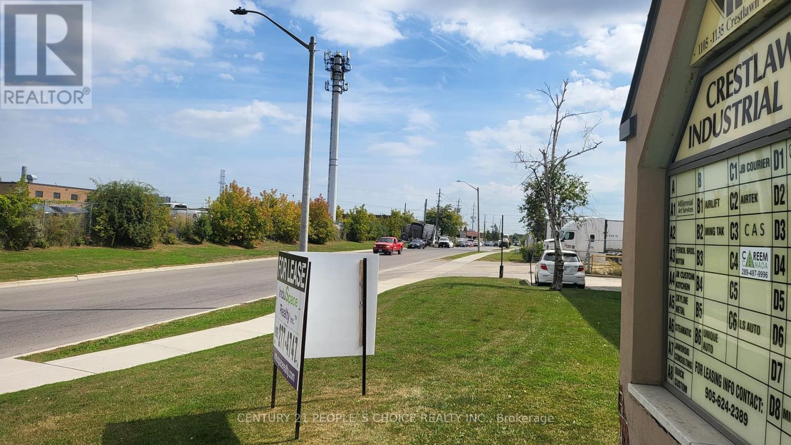 # A - 1135 Crestlawn Drive, Mississauga, Ontario  L4W 1A7 - Photo 3 - W12674488