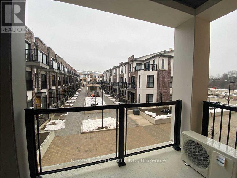 211 - 120 Canon Jackson Drive E, Toronto, Ontario  M6M 0B8 - Photo 14 - W12674502