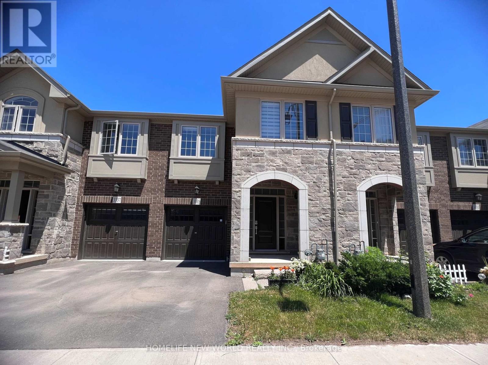 3335 MOCKINGBIRD COMMON, Oakville, Ontario