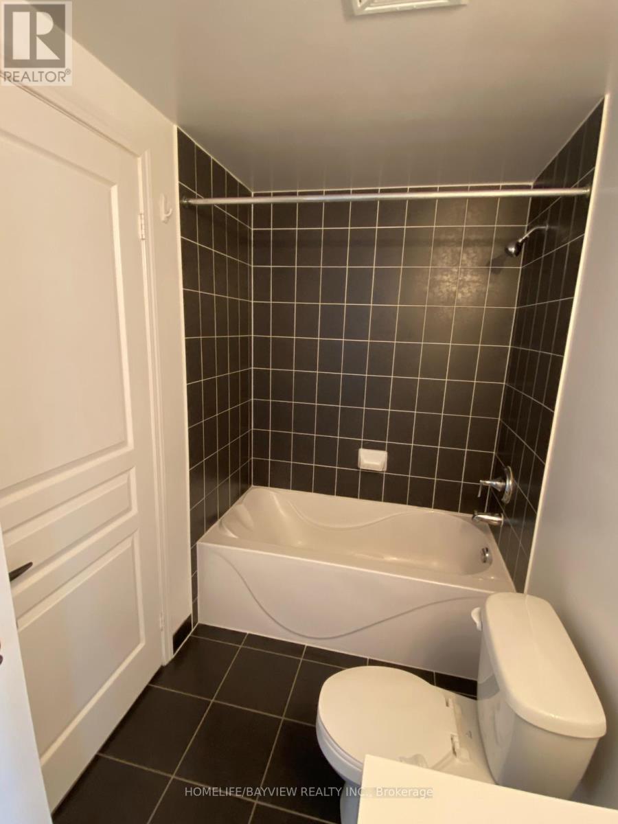 3202 - 2230 Lakeshore Boulevard, Toronto, Ontario  M8V 0B2 - Photo 7 - W12674516