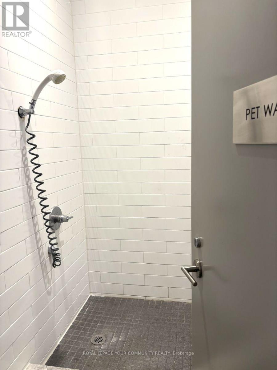 1307 - 20 Thomas Riley Road N, Toronto, Ontario  M9B 0C3 - Photo 8 - W12674526