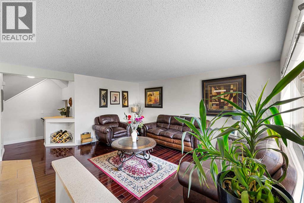 113 Citadel Ridge Green Nw, Calgary, Alberta  T3G 4P9 - Photo 3 - A2255096