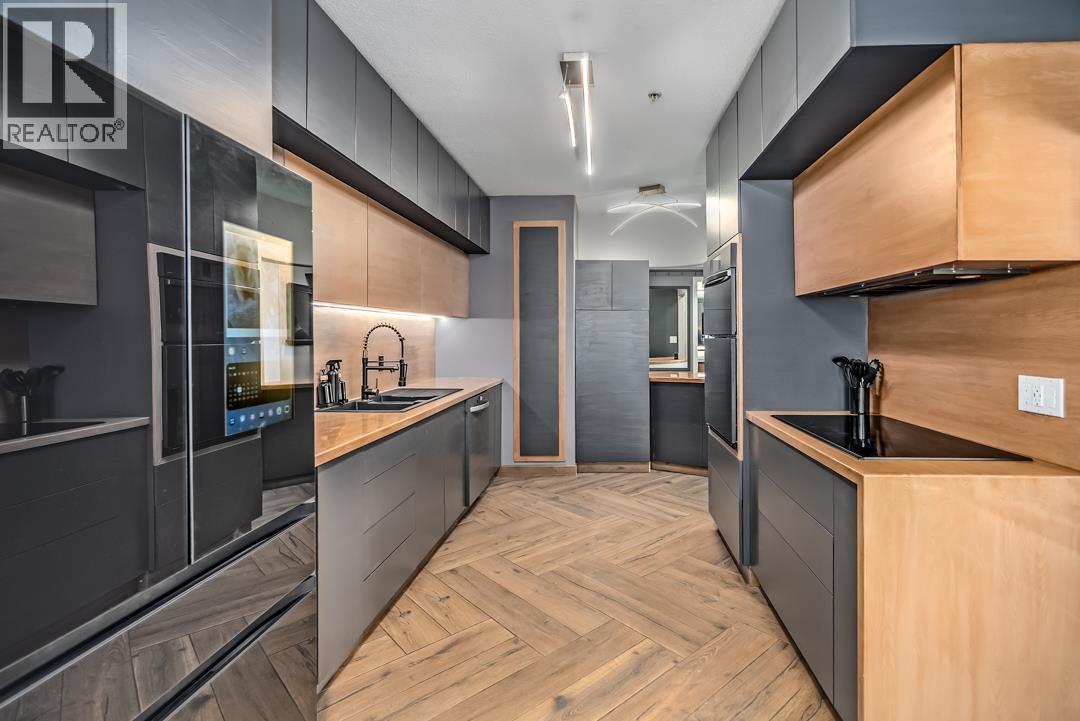 405 3176 Plateau Boulevard, Coquitlam, British Columbia  V3E 3J2 - Photo 4 - R3076926