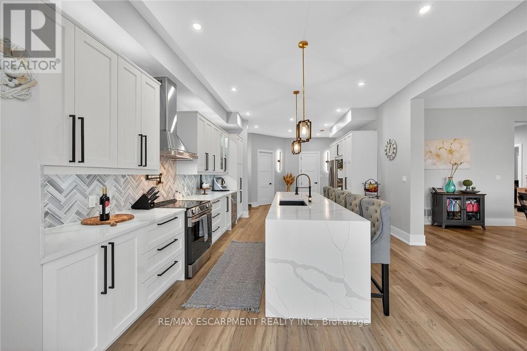 397 Caithness Street E, Haldimand, Ontario  N3W 1C8 - Photo 12 - X12674480