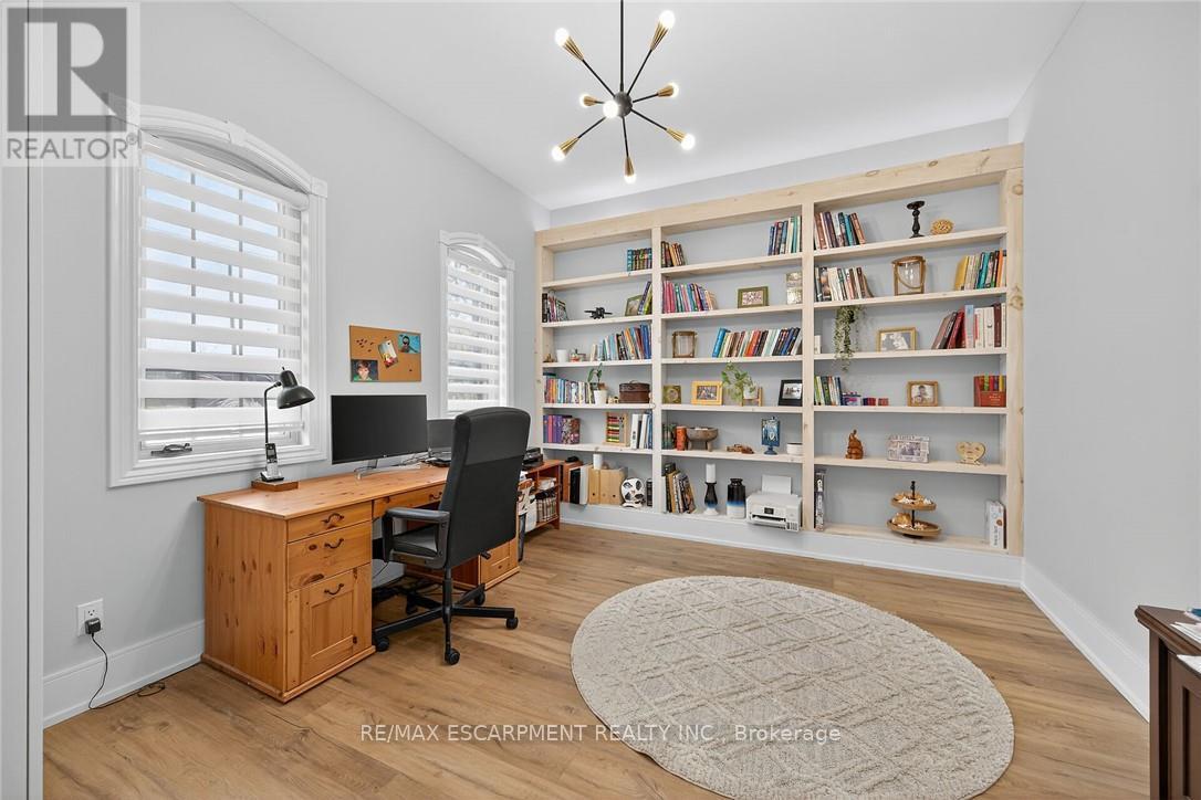 397 Caithness Street E, Haldimand, Ontario  N3W 1C8 - Photo 18 - X12674480