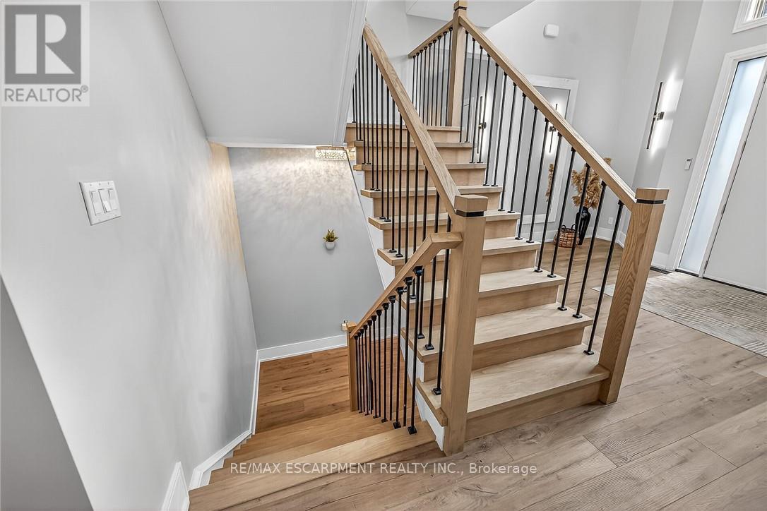 397 Caithness Street E, Haldimand, Ontario  N3W 1C8 - Photo 33 - X12674480